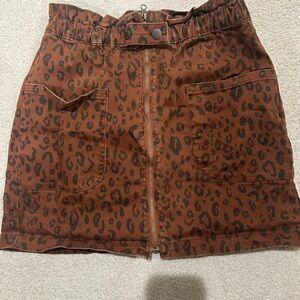 Leopard skirt